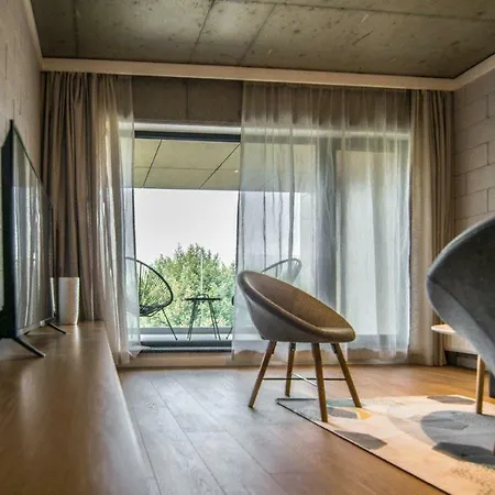 River Side Apartman