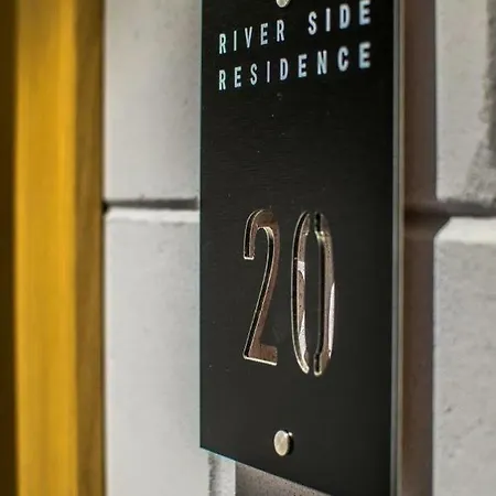 River Side Apartman *